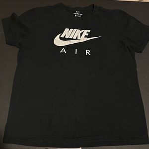 Nike Men’s large black T-shirt